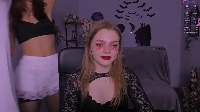 Kitniss_dreamy - flash boobs