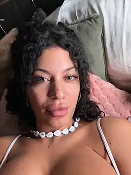 AlyssaHottv_ - 2 Videos
