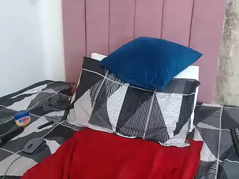 Candice203 - SPREAD ASS