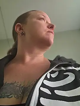 Julimonroe - My lips around that cock 💦
