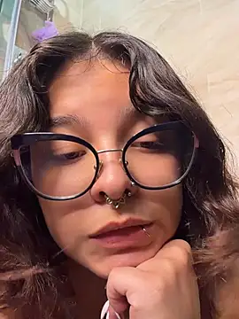 Lulu_kawaii16 - Show boobs + control toy 1 min
