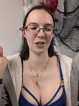 MrsCrazy18 - 🍒Show Boobs 5min