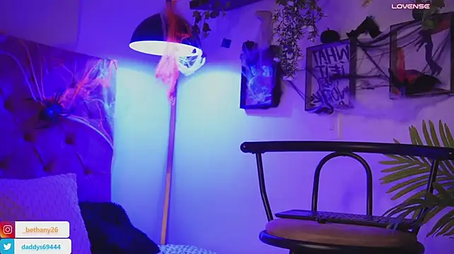 Daddysgirl1_ - get oil in my belly✨