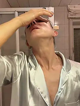 VivienneBlac - Wiggle my Ass 💦🔥