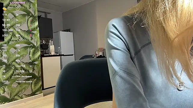 NatalieAnene - Squeezing my pretty tits close-up💕
