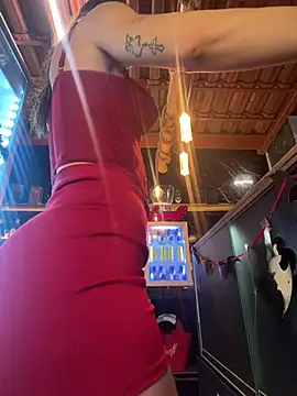 Zelyramonvielly - 🎃NAKED & PLAYPUSSY💦RISK IN BAR