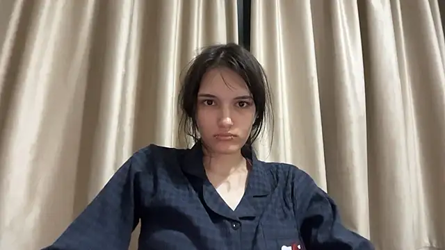 SebrinaMontelle - Video fucking my pussy with a dildo PM