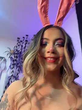 NefertitiXO - Ride dildo 🥵