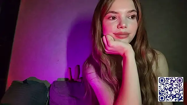 MiamiGray - riding on the dildo