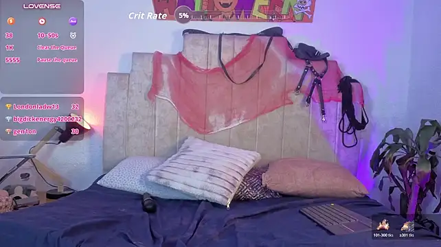 Aishaheart - Get naked and oil body