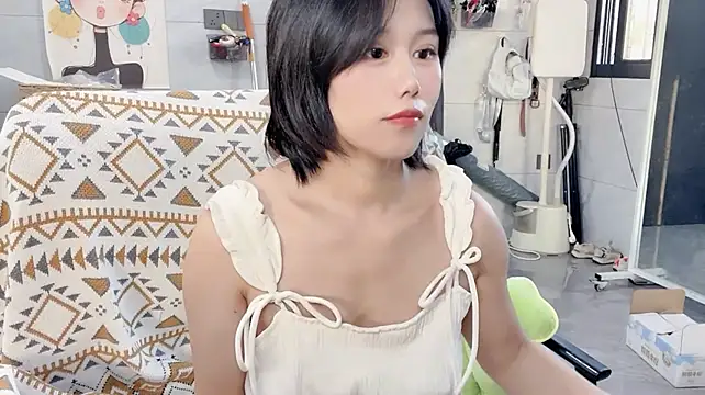Liliya0010 - 大厅不漏点 私信C2C提前打招呼