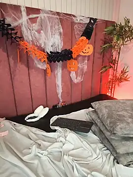 LiaSoler - get control toy 5 min and moan for me