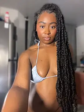 Cynthia_es - Get make 💦